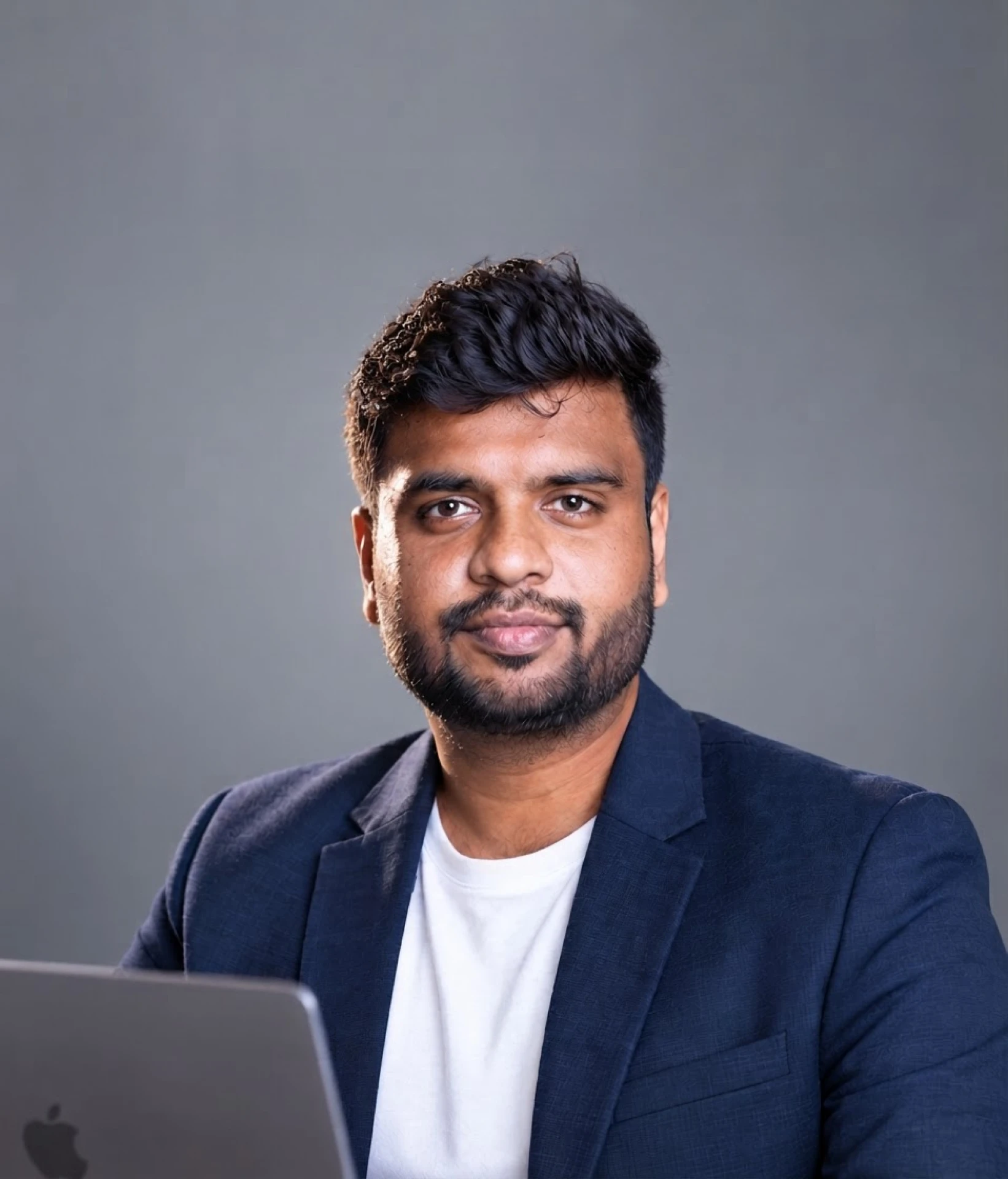 Sureshbabu Shanmugaraj, Senior UI/UX Designer — Portrait